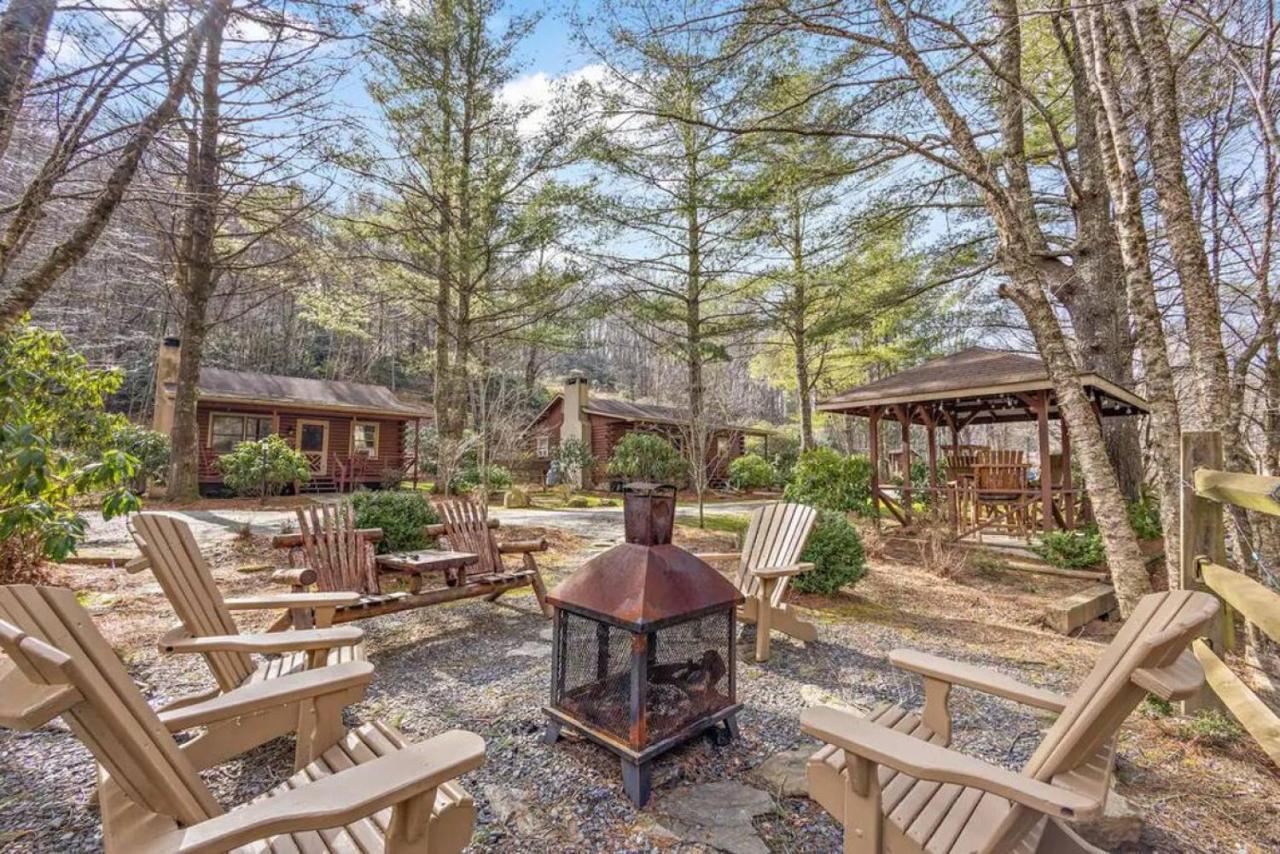 Picturesque Riverside With Fireplace And Porch Blowing Rock